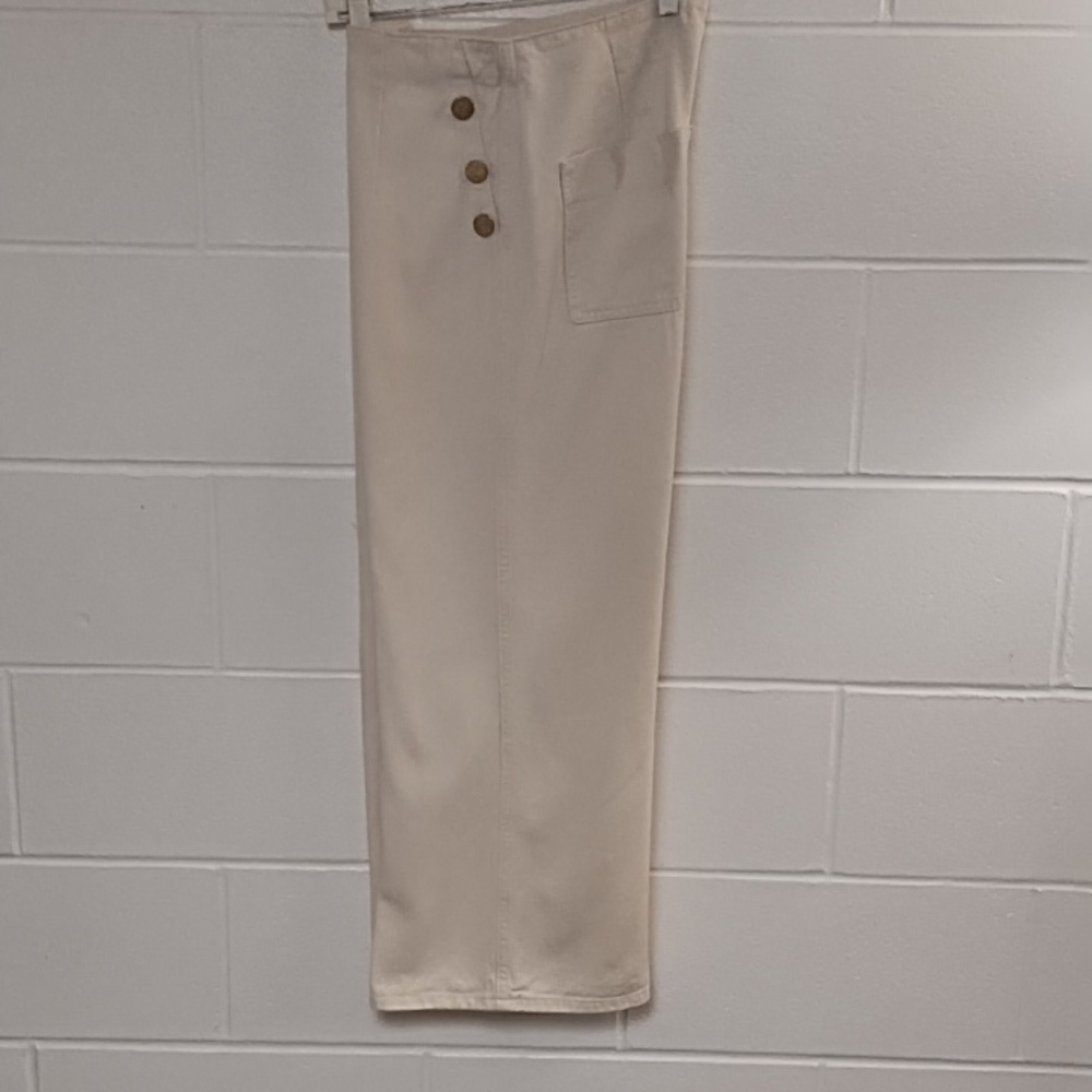 Zara Natural Cream 8 Straight Leg Wide Denim Jean Flat Front Gold Button Accents